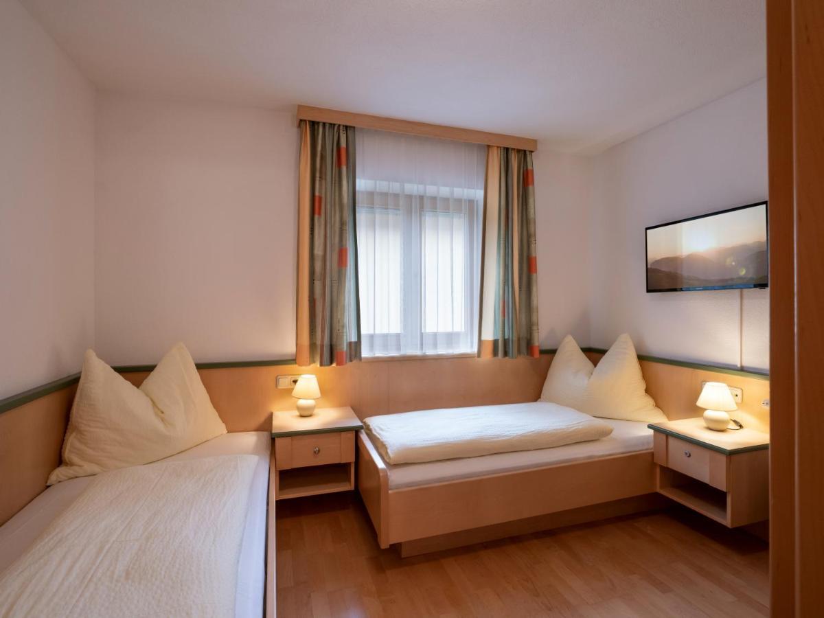 Haus Alton Apartment Fieberbrunn Bagian luar foto